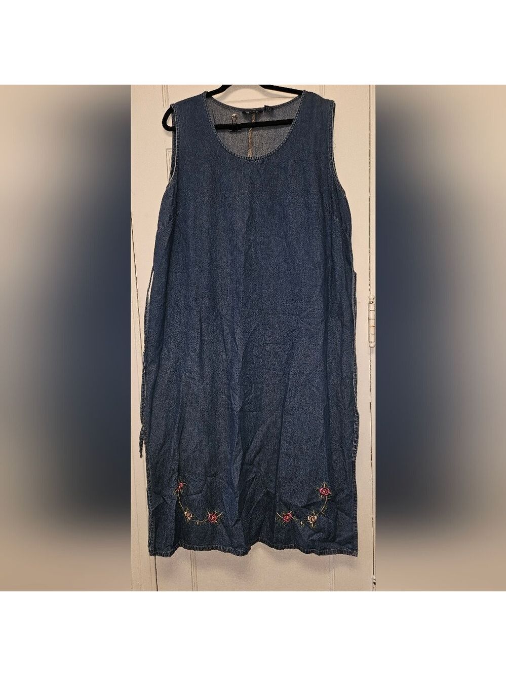 Sleeveless Denim Shift Dress with Floral Embroidery Size 3X